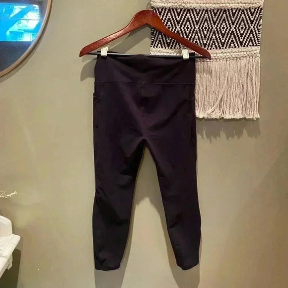 SPYDER BLACK ACTIVEWEAR CROP SPANDEX LEGGINGS SIZE LARGE - Picture 6 of 7